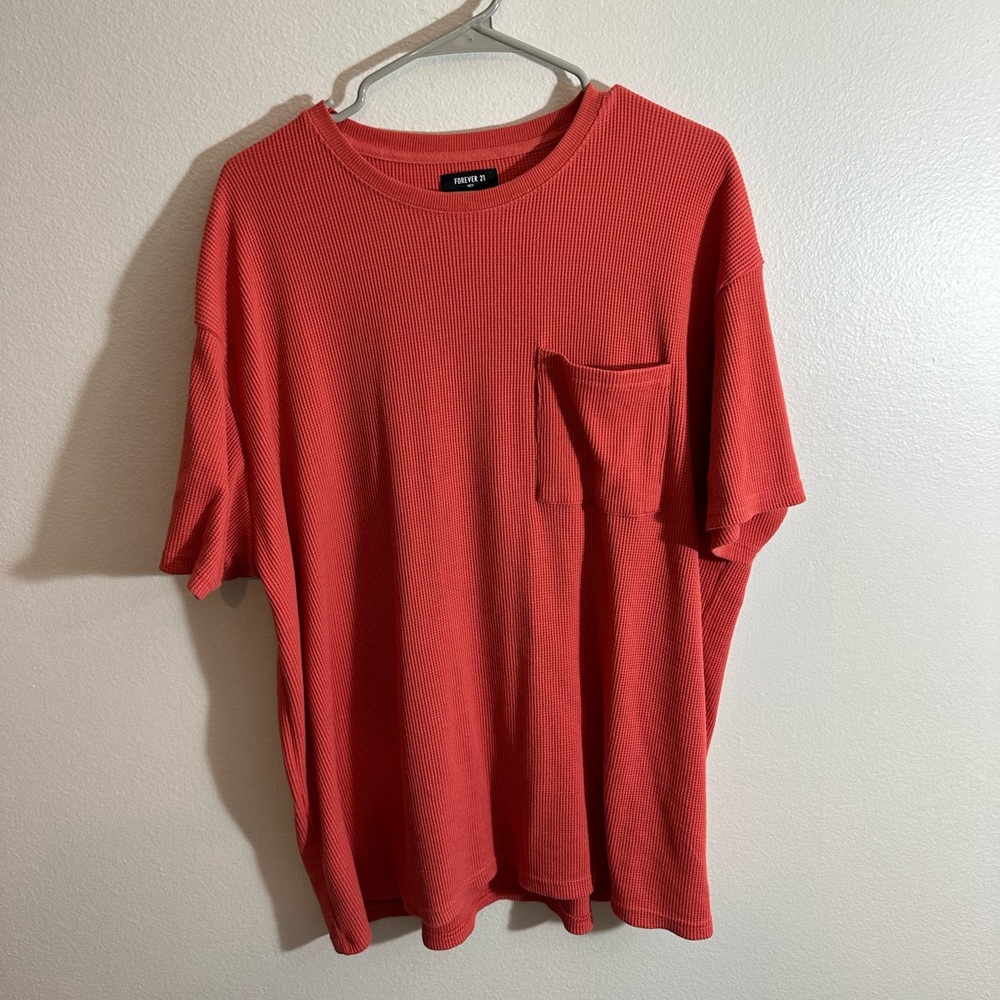 Waffle pattern men’s tee
